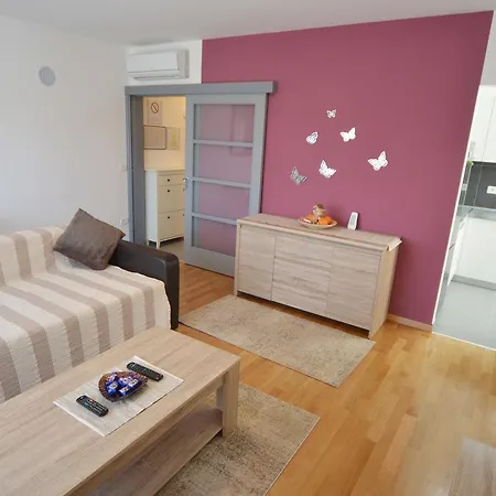 Apartment Dina 52 Rovinj Buitenkant foto